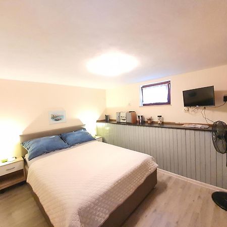 Apartments With A Parking Space Opric, Opatija - 7728 ลอฟราน ภายนอก รูปภาพ